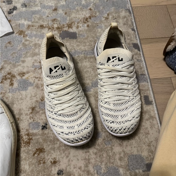 Women’s apl wave techloom shoes - Picture 7 of 7